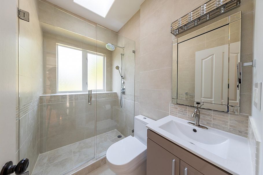 6488 Wiltshire Street Vancouver, BC - 19