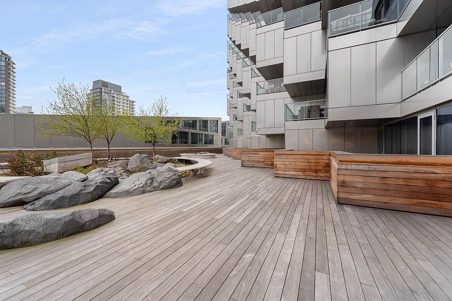 2702 1480 Howe Street Vancouver, BC - 21