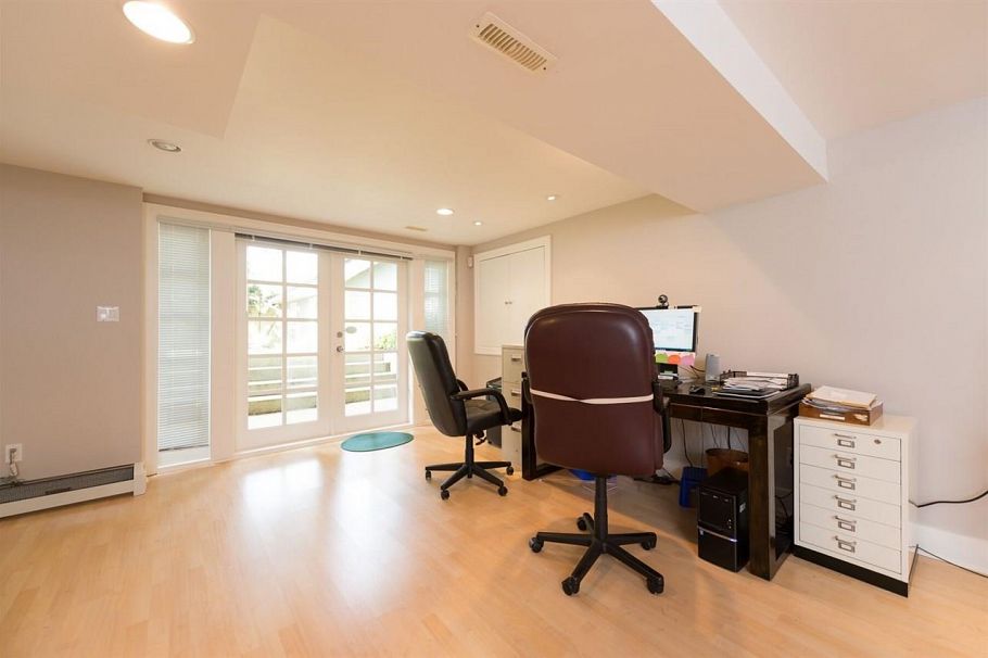 4655 W 6 Th Avenue Vancouver, BC - 9