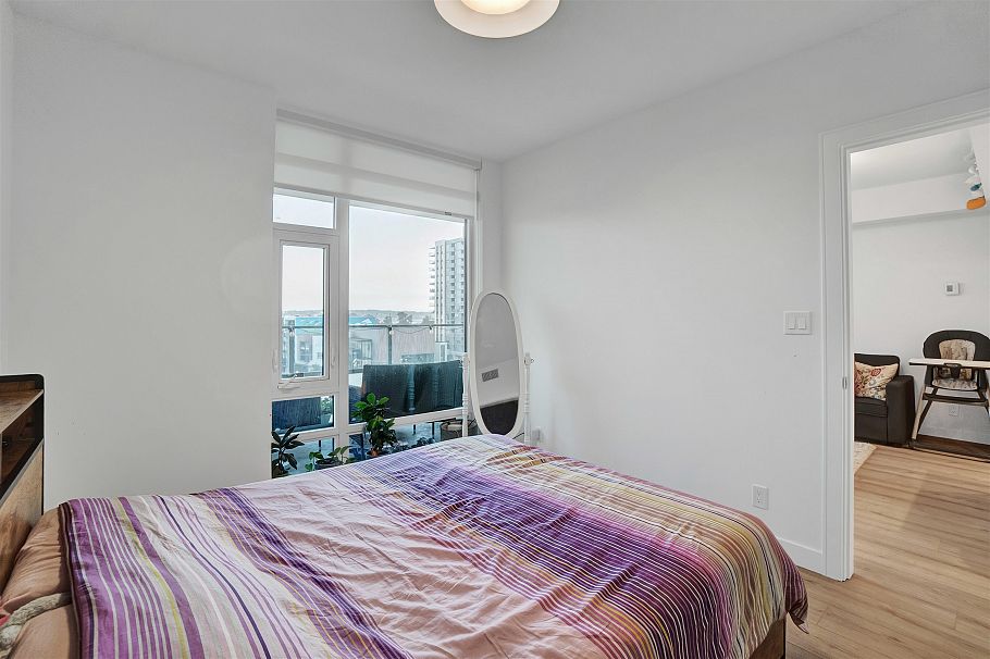 614 1500 Fern Street North Vancouver, BC - 16