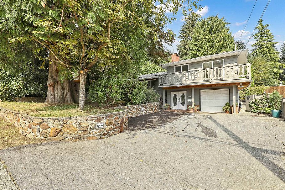 732 E 29th Street North Vancouver, BC - 37