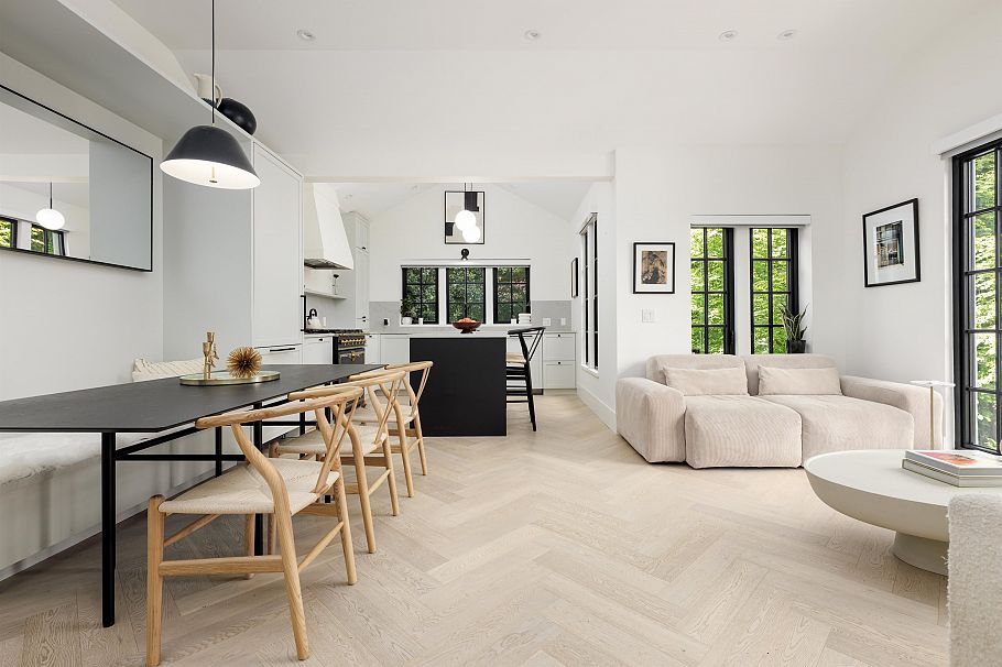 2502 W 33rd Avenue Vancouver, BC - 8