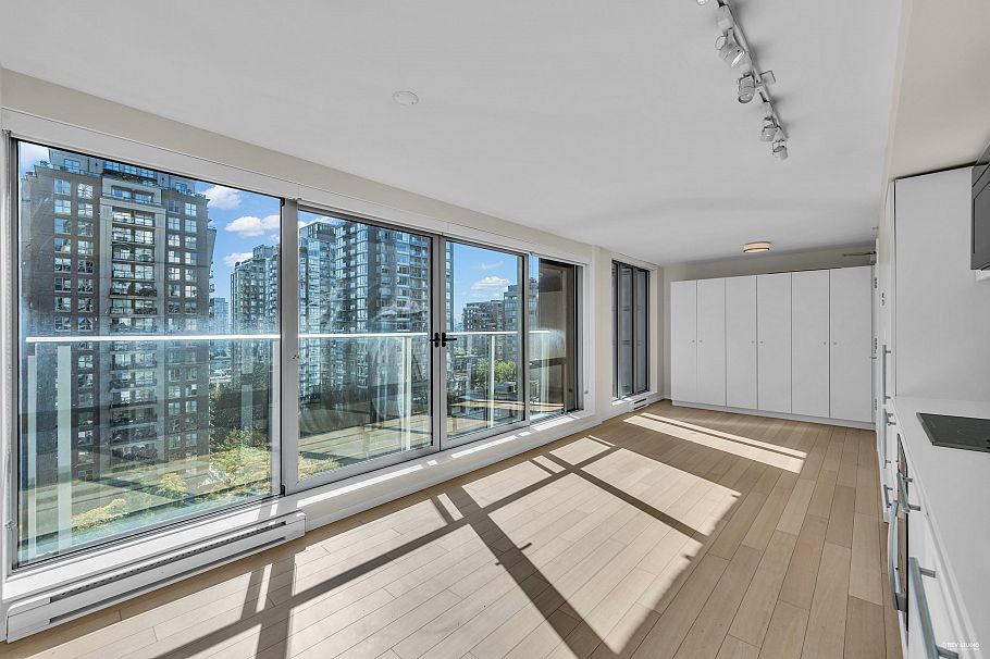 1202 999 Seymour Street Vancouver, BC - 3