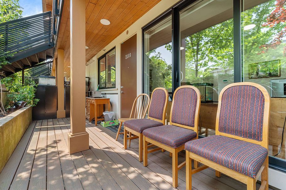 2388 E 34th Avenue Vancouver, BC - 8