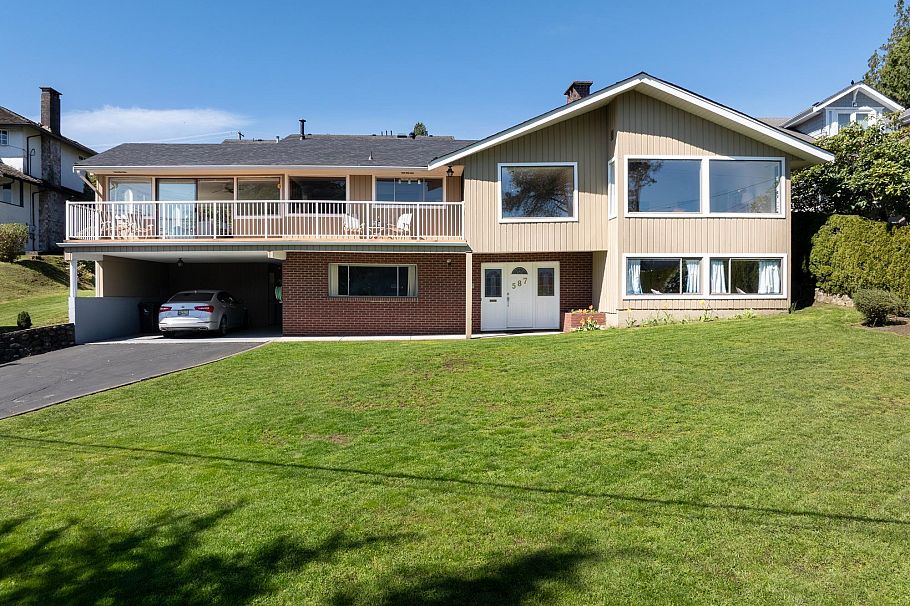 587 Beachview Drive North Vancouver, BC - 29