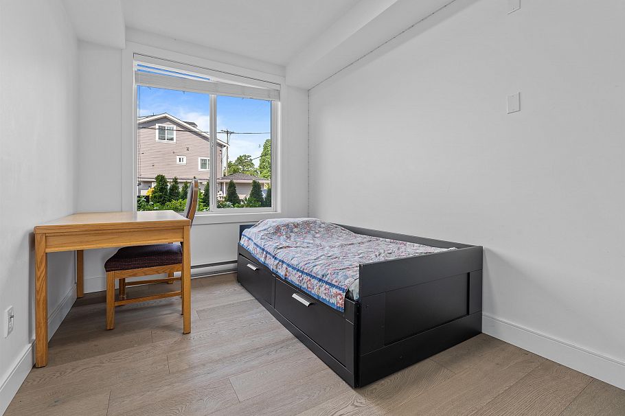 2388 E 34th Avenue Vancouver, BC - 14