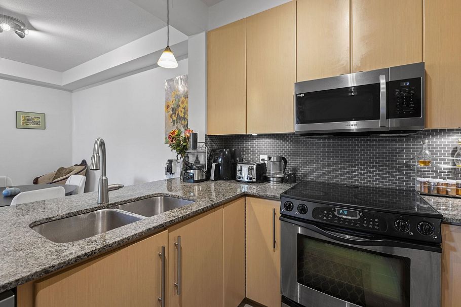 307 6268 Eagles Drive Vancouver, BC - 16