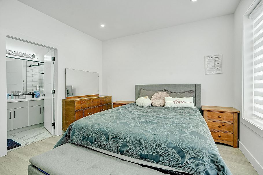 1423 E 62nd Avenue Vancouver, BC - 31