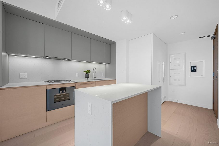 3312 1289 Hornby Street Vancouver, BC - 4