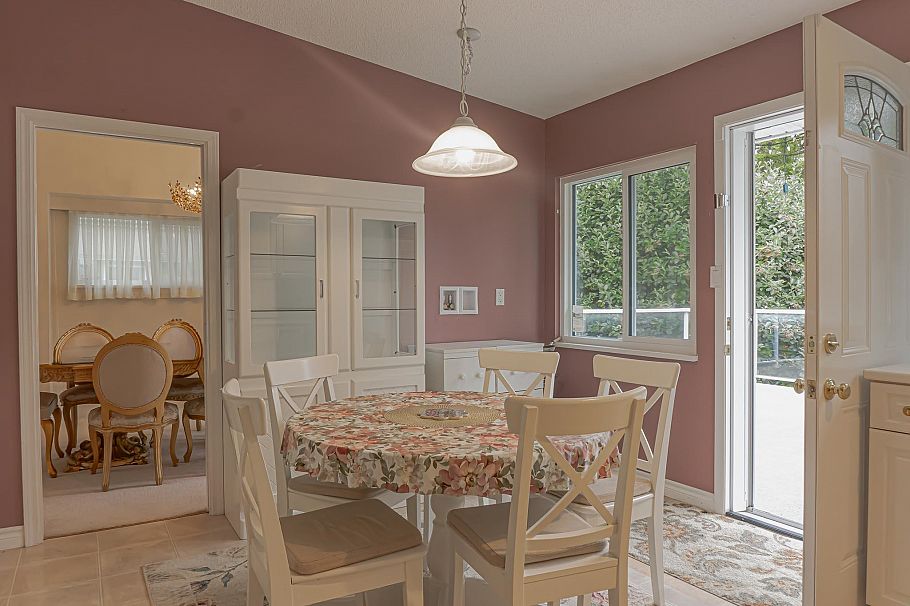 3566 Regent Avenue North Vancouver, BC - 17