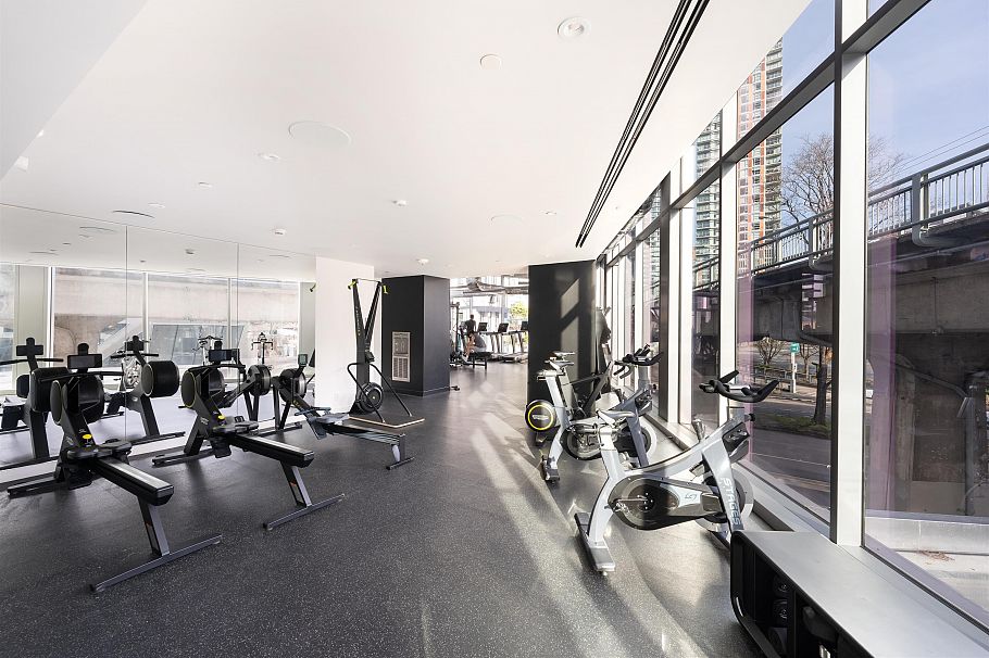 2702 1480 Howe Street Vancouver, BC - 25