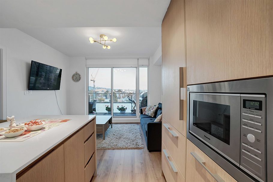 614 1500 Fern Street North Vancouver, BC - 9