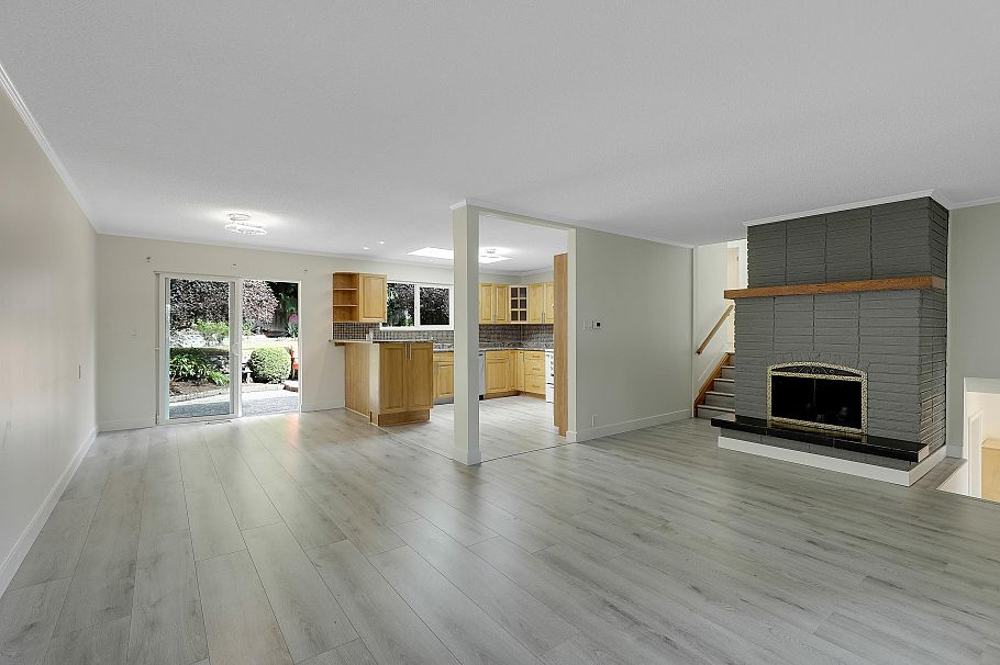 732 E 29th Street North Vancouver, BC - 8