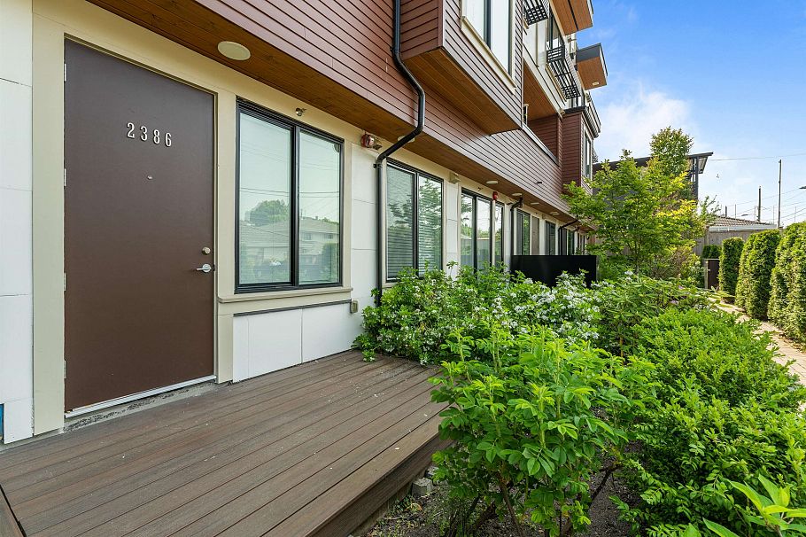 2388 E 34th Avenue Vancouver, BC - 22