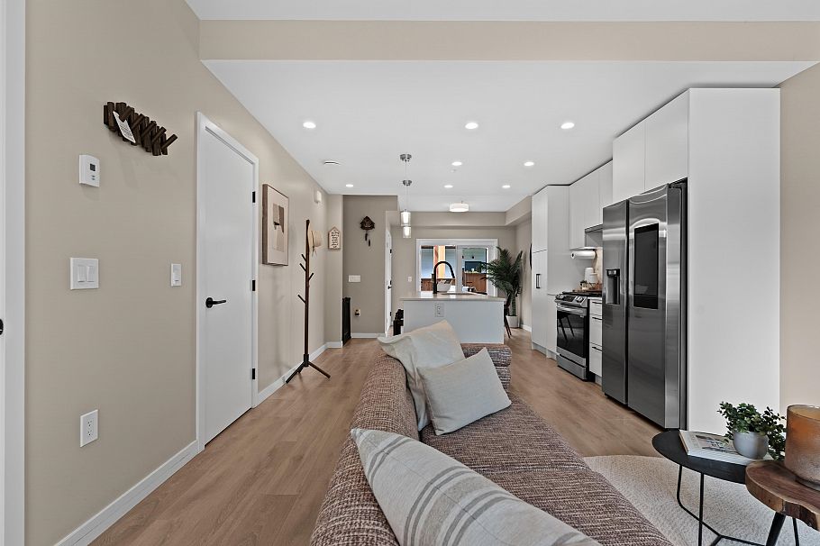 161 565 E 2nd Street North Vancouver, BC - 8