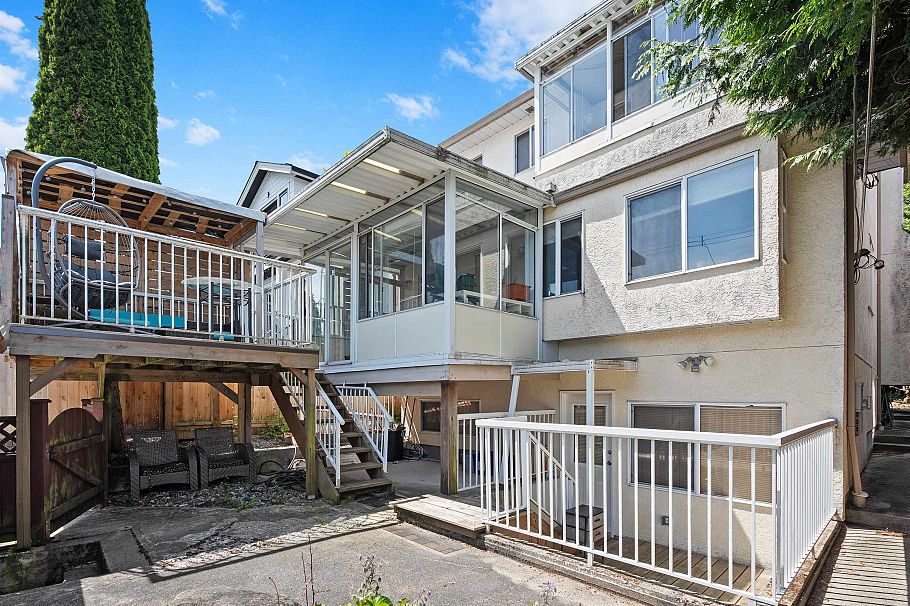 4988 Sherbrooke Street Vancouver, BC - 15