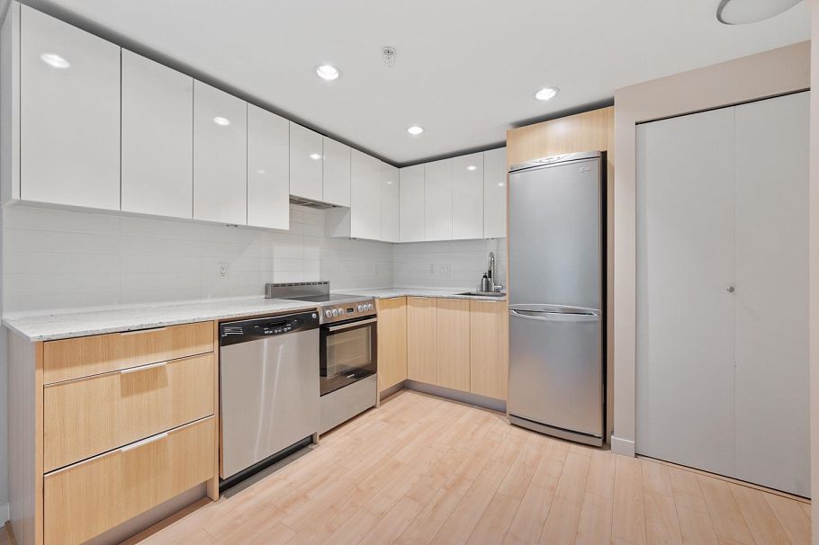 203 1919 Wylie Street Vancouver, BC - 17