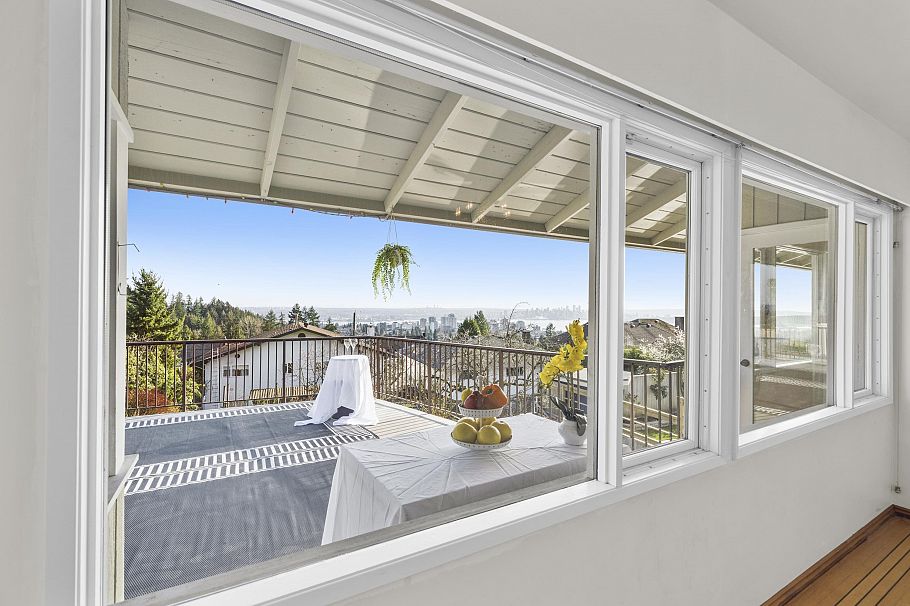 437 E 29th Street North Vancouver, BC - 17