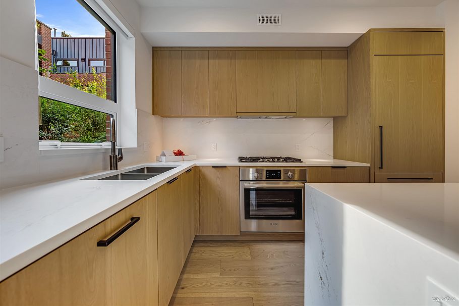 123 5383 Willow Street Vancouver, BC - 4