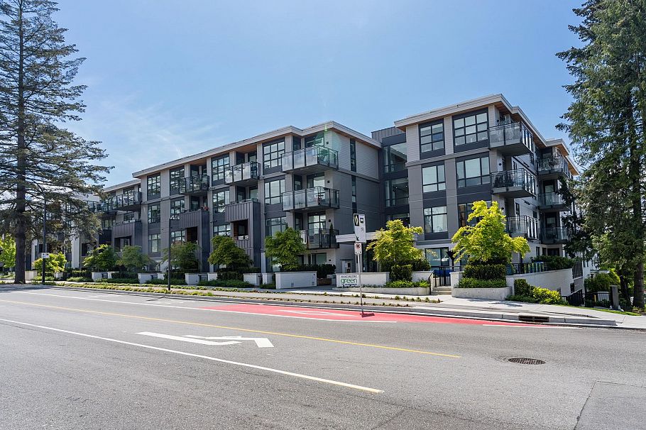 303 707 E 3 Street North Vancouver, BC - 32