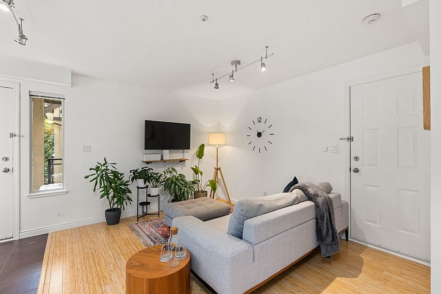 203 755 W 15th Avenue Vancouver, BC - 6