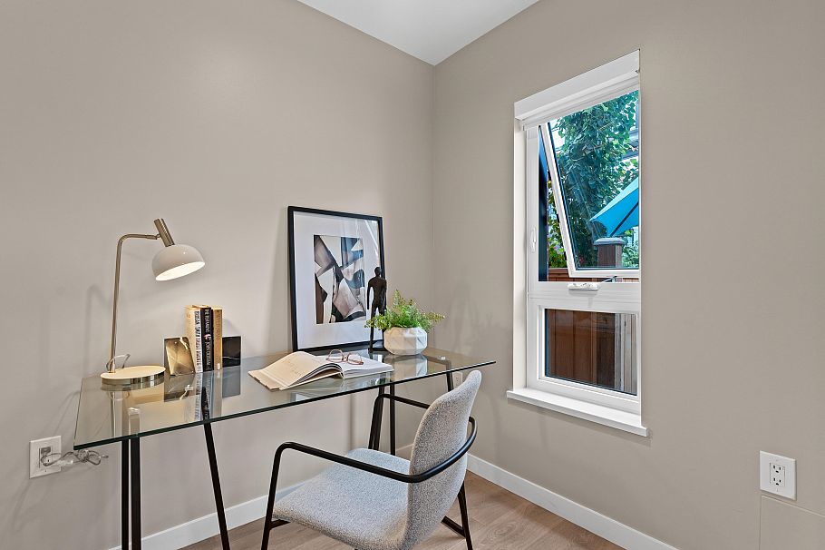 161 565 E 2nd Street North Vancouver, BC - 15