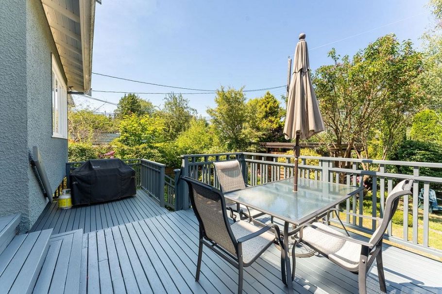 3563 W King Edward Avenue Vancouver, BC - 9