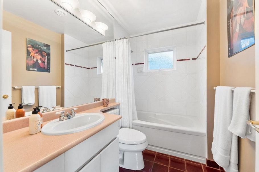 3563 W King Edward Avenue Vancouver, BC - 29