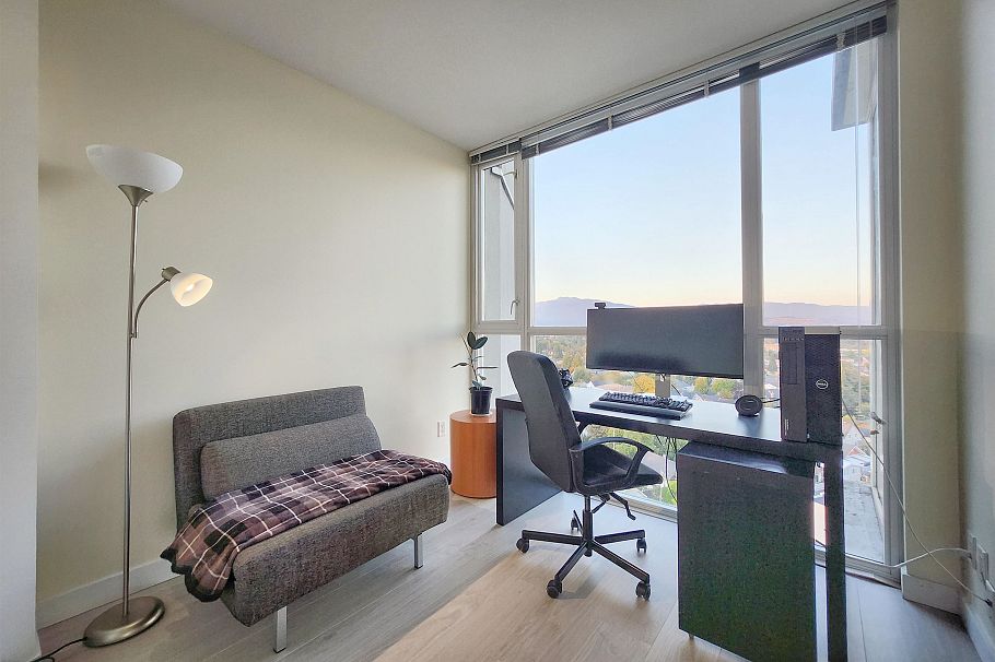 1307 4028 Knight Street Vancouver, BC - 10