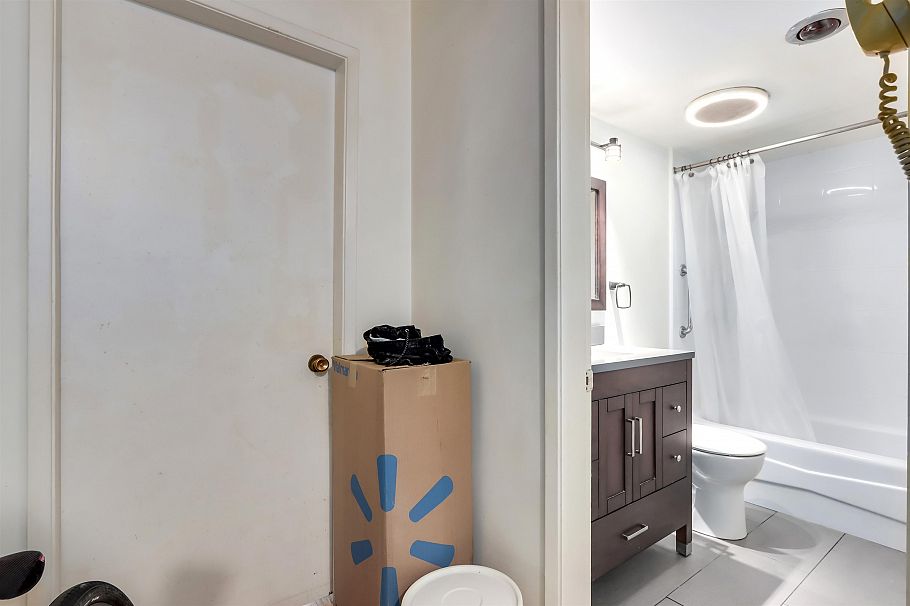 201 1251 Cardero Street Vancouver, BC - 14