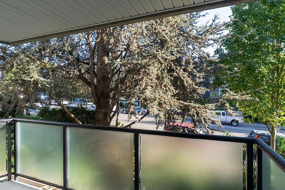 208 2255 Eton Street Vancouver, BC - 16