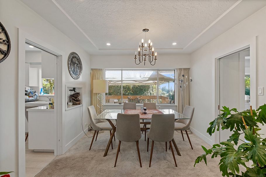 869 Clements Avenue North Vancouver, BC - 7