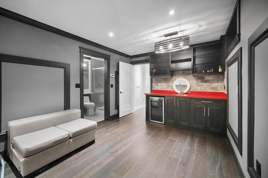 459 E 55th Avenue Vancouver, BC - 29