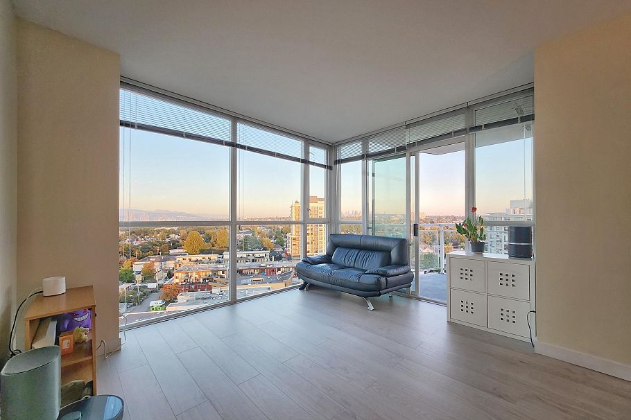 1307 4028 Knight Street Vancouver, BC - 2