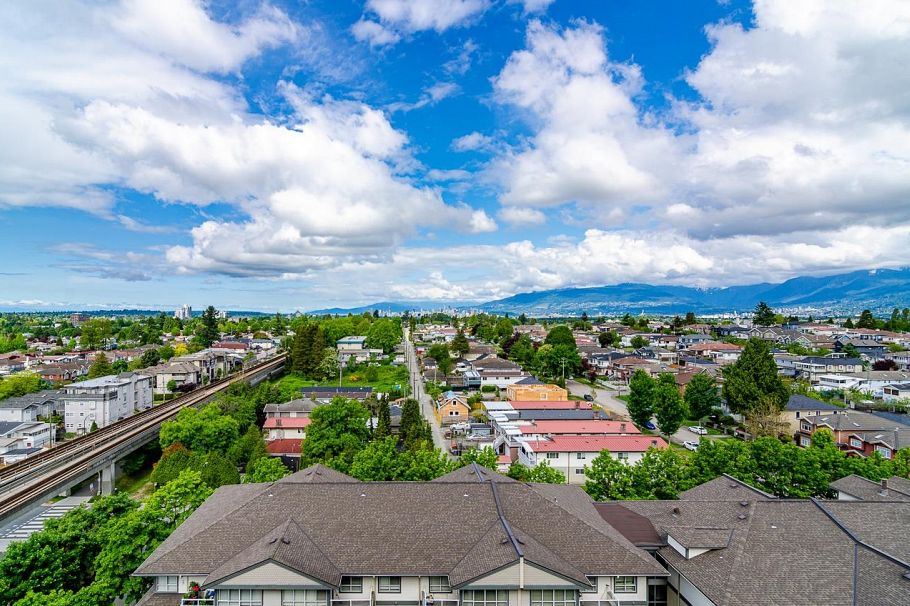 1206 3455 Ascot Place Vancouver, BC - 3