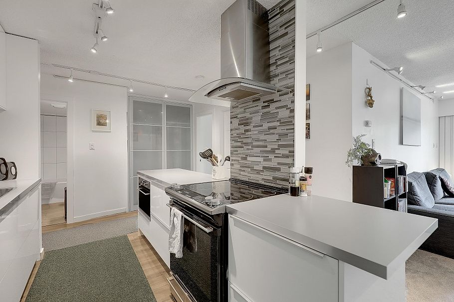 503 250 W 1st Street North Vancouver, BC - 3