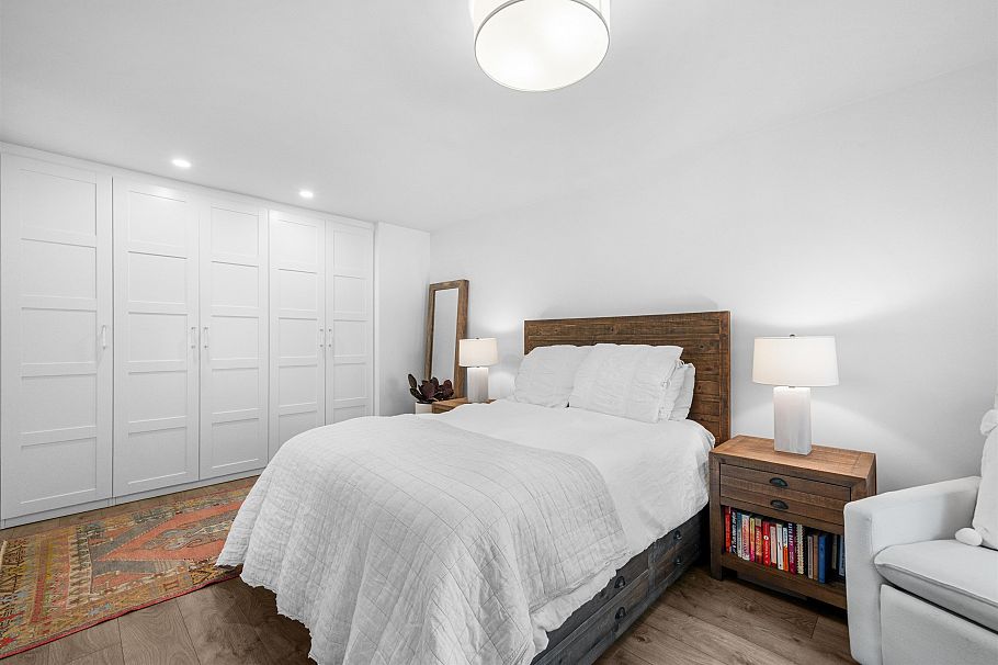 302 1720 W 12th Avenue Vancouver, BC - 16