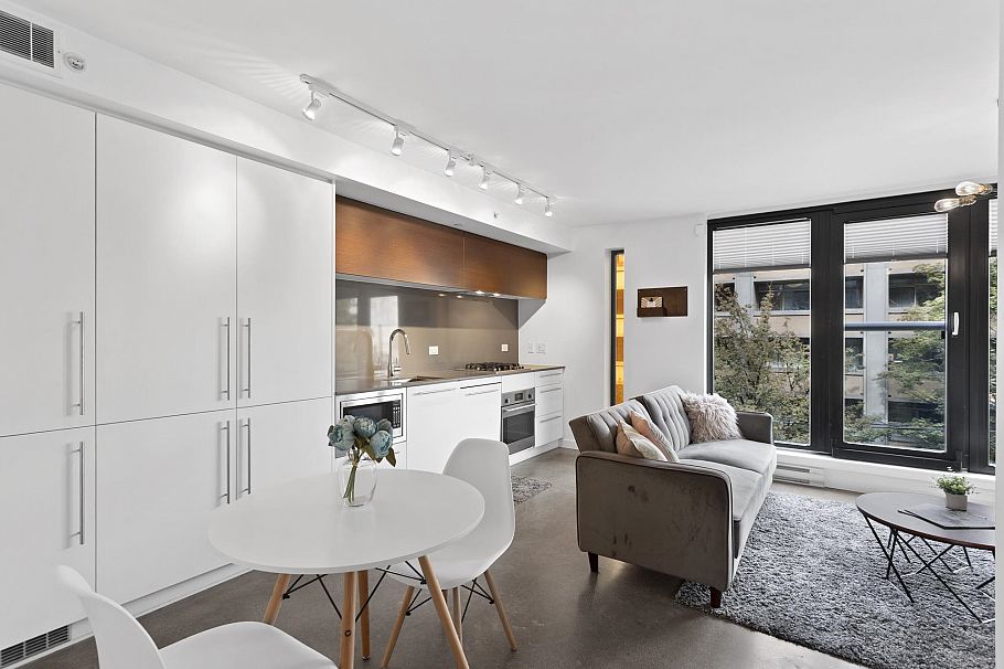 501 150 E Cordova Street Vancouver, BC - 1