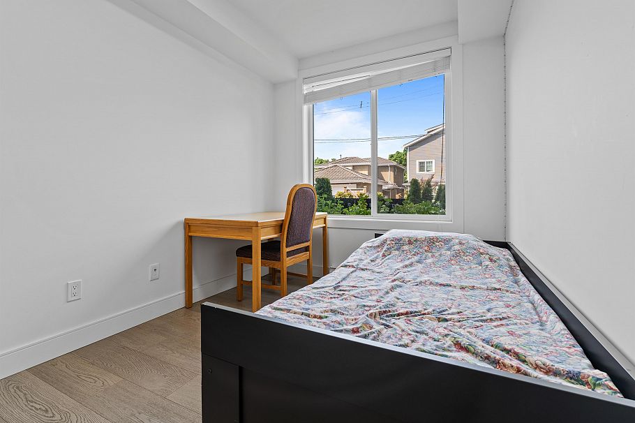 2388 E 34th Avenue Vancouver, BC - 15