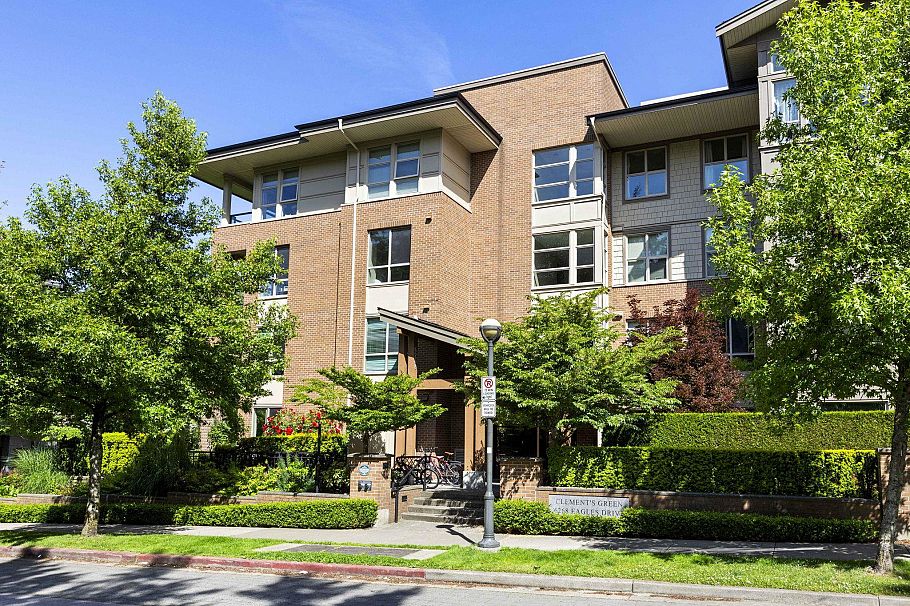 307 6268 Eagles Drive Vancouver, BC - 3