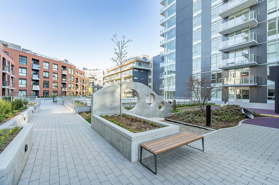 206 8570 Rivergrass Drive Vancouver, BC - 12