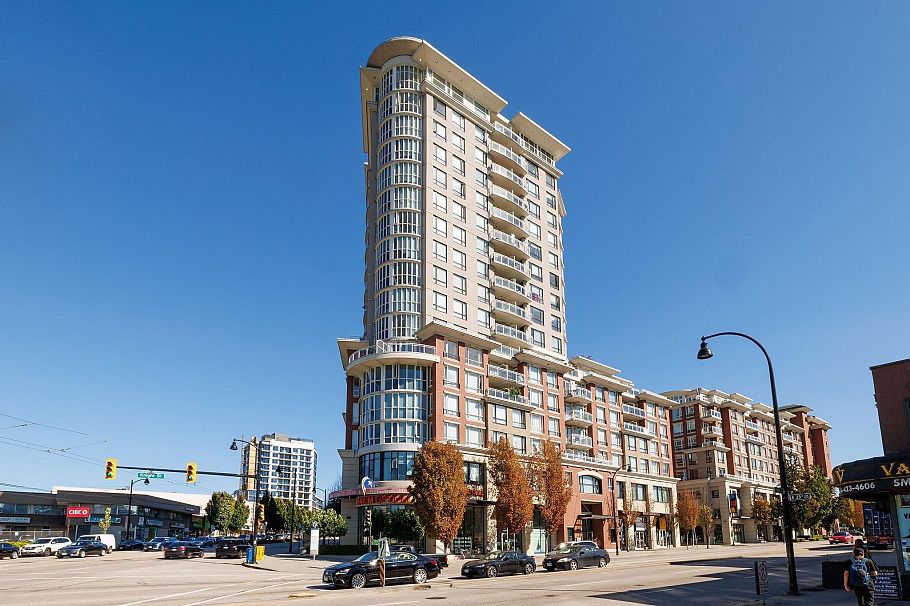 1307 4028 Knight Street Vancouver, BC - 1