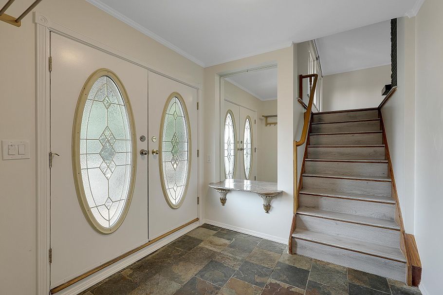 732 E 29th Street North Vancouver, BC - 5