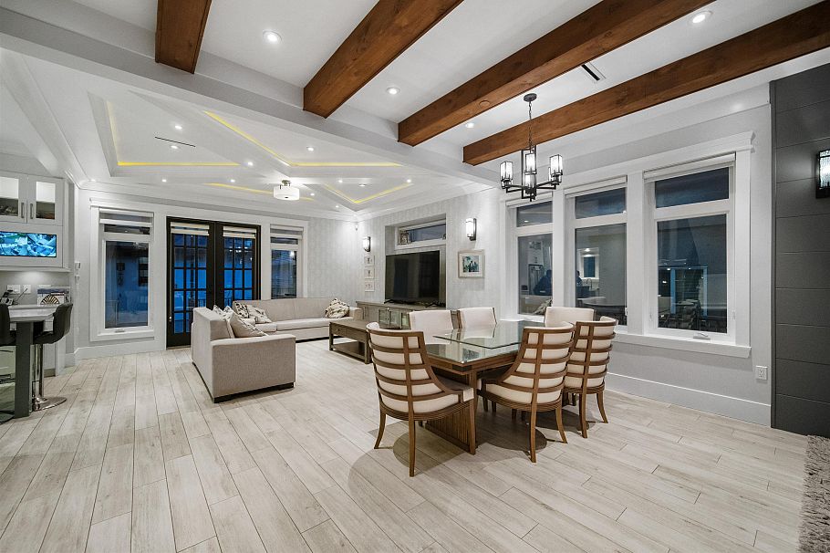 459 E 55th Avenue Vancouver, BC - 8