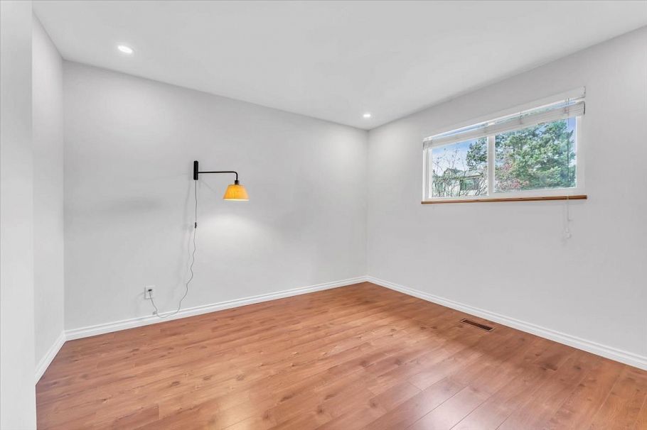 2942 E Georgia Street Vancouver, BC - 12