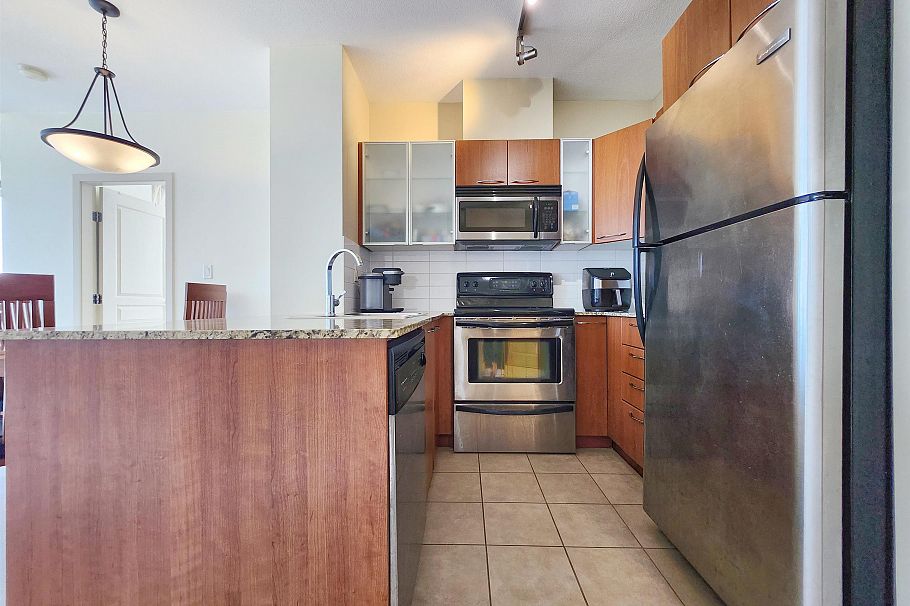 1307 4028 Knight Street Vancouver, BC - 4