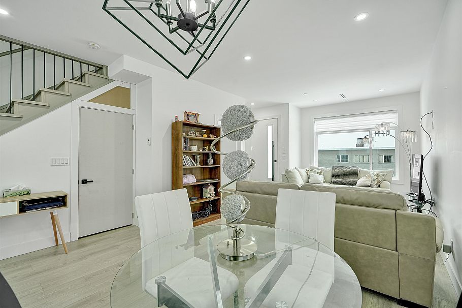 1421 E 62nd Avenue Vancouver, BC - 9