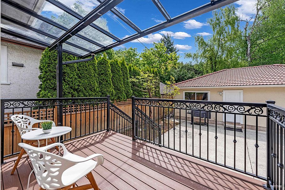 4118 W 13th Avenue Vancouver, BC - 17