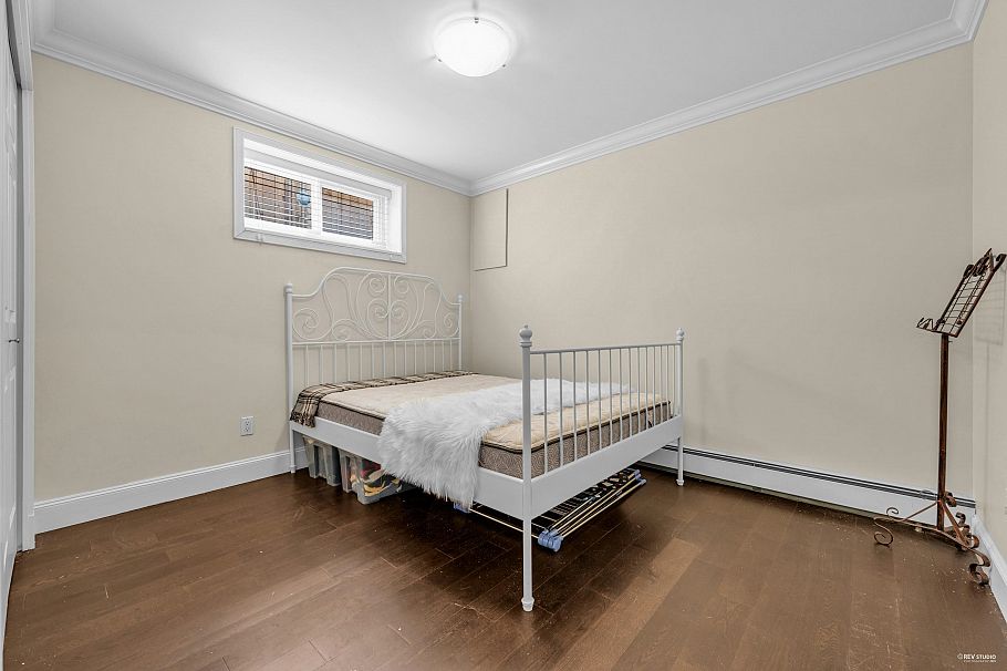 4118 W 13th Avenue Vancouver, BC - 34