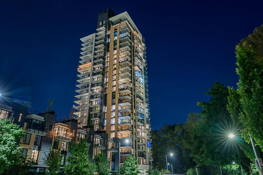 2704 1401 Hunter Street North Vancouver, BC - 27